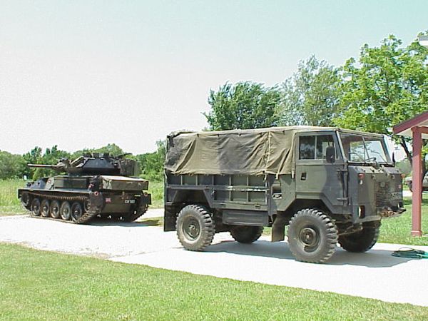 FC101 camion 4x4 Land Rover 